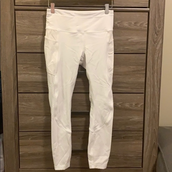 Sold!! Lululemon Mind Over Miles Tight 25” - Picture 6 of 8